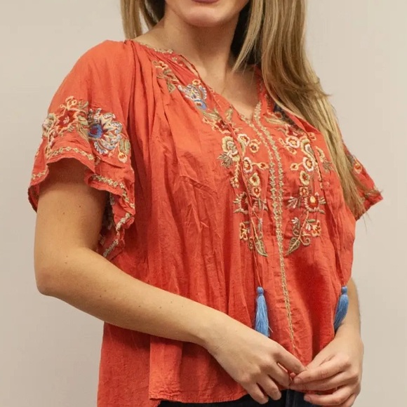 Kyla Seo Tops - NWT Kyla Seo Kiora Blouse in Fig, size S